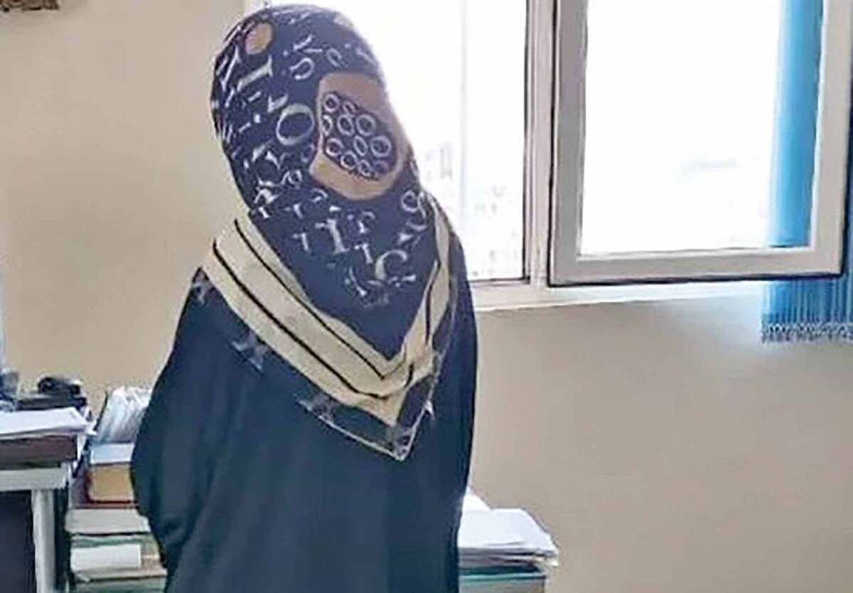 بهزاد راهی دادگاه خانواده شد تا به زندگی مشترکش برای همیشه پایان دهد. او فقط به خاطر این‌که همسرش از شوخی‌هایش ناراحت می‌شد، تصمیم به جدایی گرفت. این مرد که تحمل قهرهای بی‌حد و مرز همسرش را نداشت، با مراجعه به دادگاه خانواده درخواست طلاق خود را ثبت کرد.