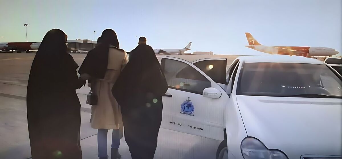 رئیس پلیس بینالملل فرماندهی انتظامی جمهوری اسلامی ایران از استرداد فردی به اتهام کلاهبرداری در زمینه رمز ارز به کشور خبر داد و گفت: این فرد که یک خانم است با ۳۵ بیتکوین بیش از ۱۴۰ شاکی داشته است.
