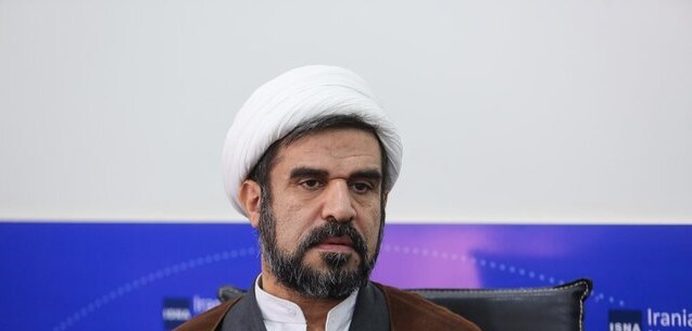 مدیران مسن جای خود را به جوانان بدهند