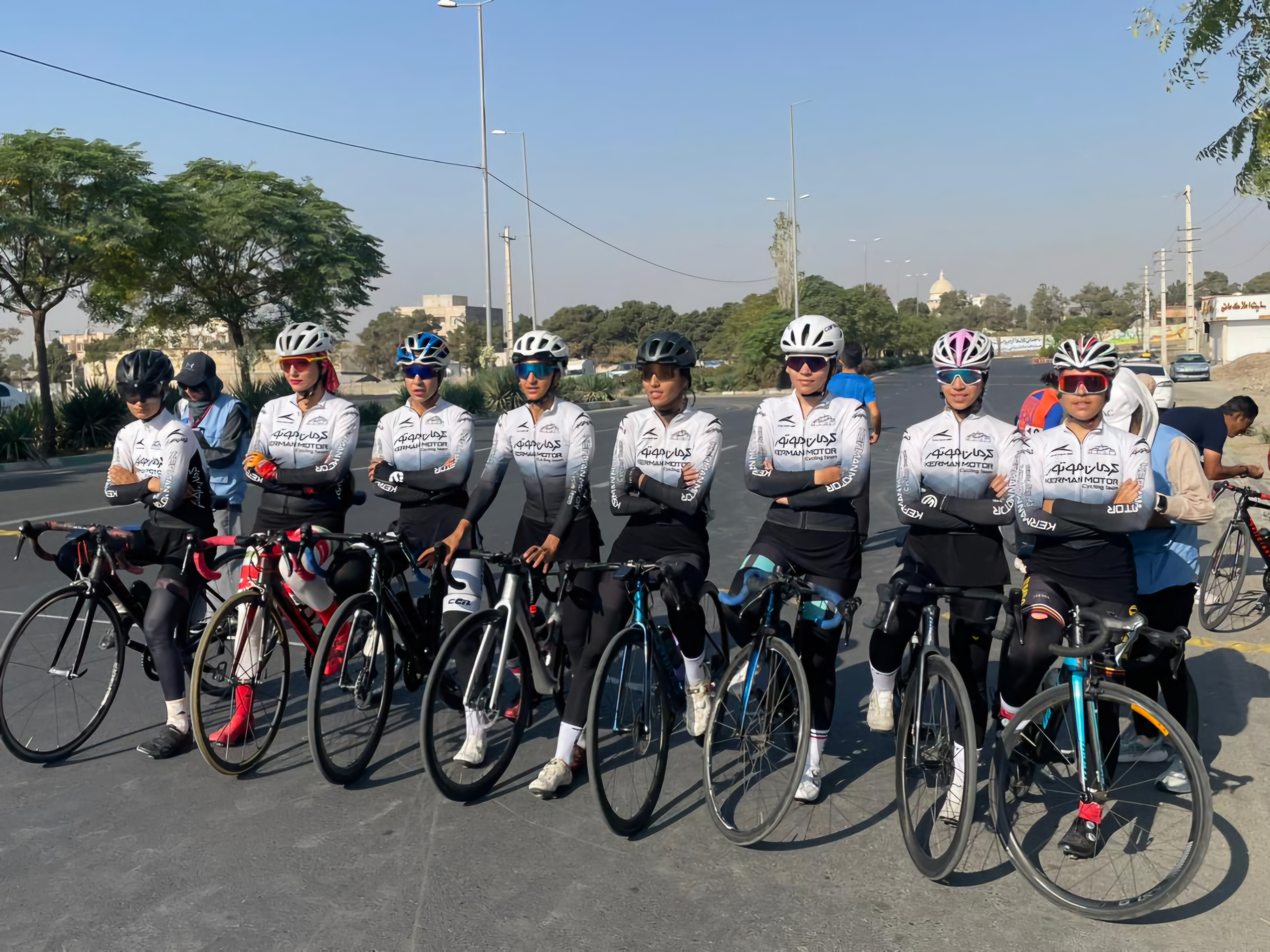 قهرمانی و رکورد شکنی برای بانوان دوچرخه سوار کرمان موتور قهرمانی و رکورد شکنی برای بانوان دوچرخه سوار کرمان موتور