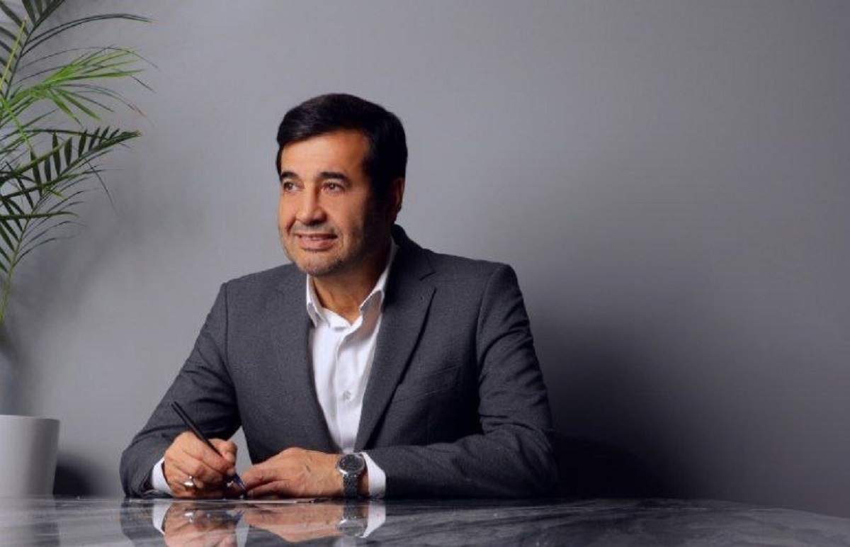 وزیر ورزش و جوانان گفت: فدراسیون فوتبال و باشگاه‌های استقلال و پرسپولیس برای تعیین محل دربی تصمیم نهایی را می‌گیرند.