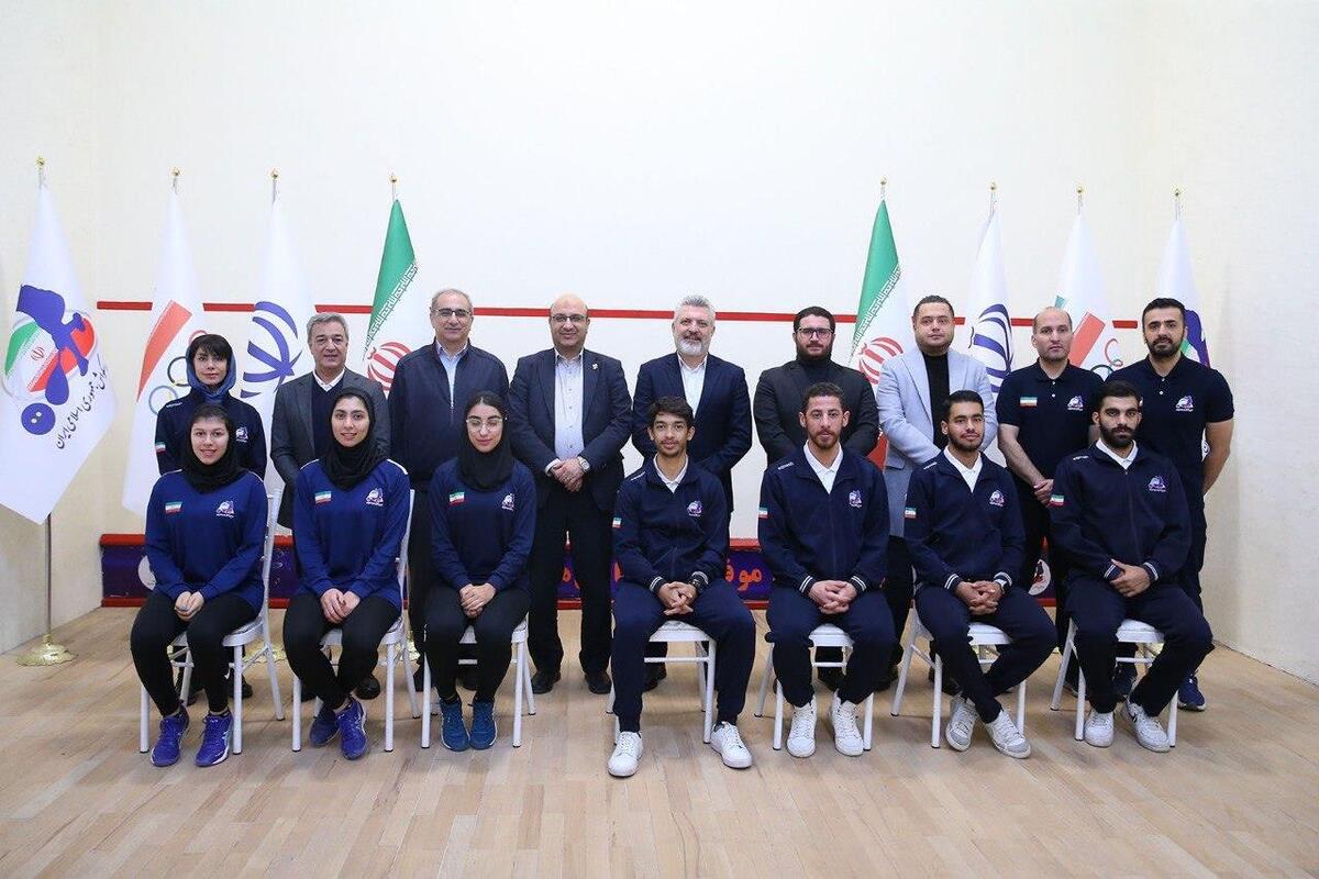 دبیرکل کمیته ملی المپیک صبح امروز با حضور در محل فدراسیون اسکواش از اردوی تیم ملی اعزامی به رقابت‌های «ورلد کاپ هند» بازدید کرد.