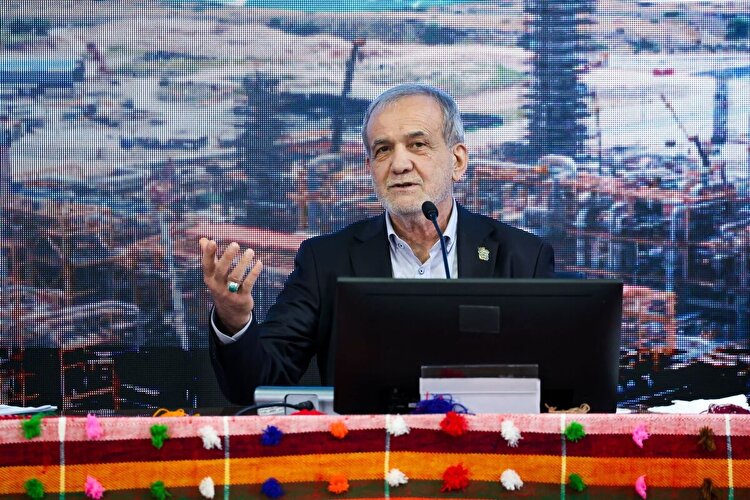 بارها گفته‌ام اگر قرار باشد کسی مقابل مردم قرار بگیرد من در آن صف نخواهم بود/ مشکل فقط با عوض کردن اسم مدیر حل نمی‌شود