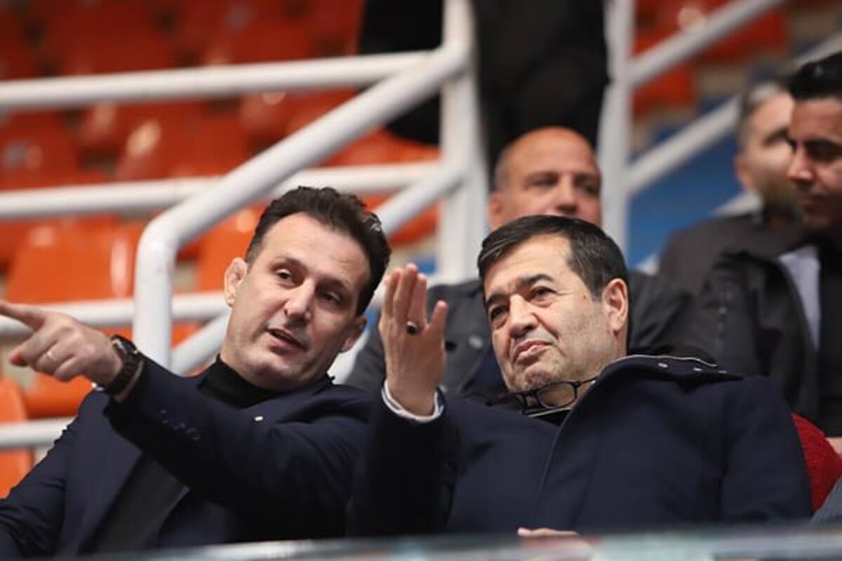 نفرات برتر چهار وزن اول رقابت های جودو قهرمانی کشور مشخص شدند و مدال های خود را از دست دکتر احمددنیامالی وزیر ورزش و جوانان دریافت کردند.