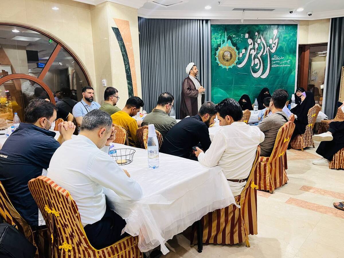 هر کاروان زیارتی، قصه‌ای به دنبال دارد، اما قصه این کاروان عمره دانشجویی، قصه‌ای است که با گریه‌هایی از سر شوق در ترمینال سلام فرودگاه امام خمینی (ره) آغاز و در ادامه با دل‌هایی آرام در مسجد النبی گره خورده است.