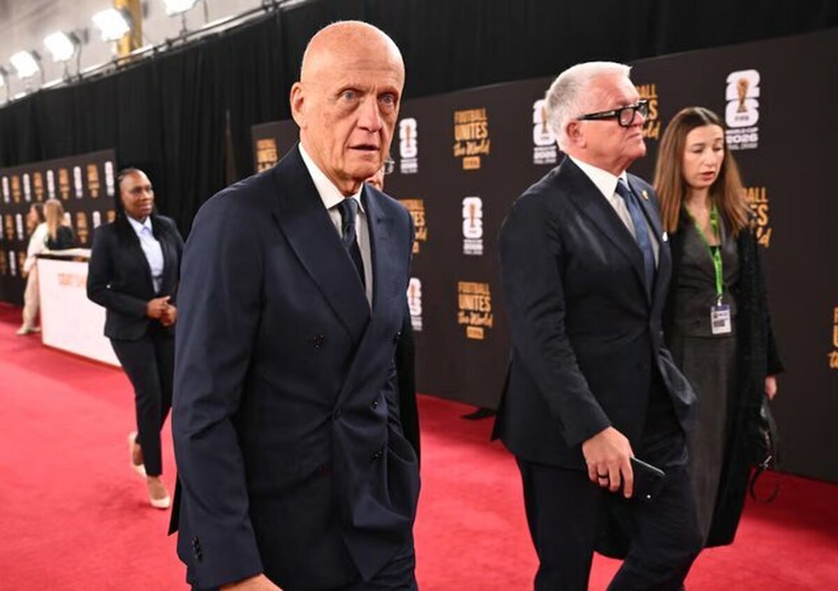 رئیس کمیته داوران فیفا تأیید کرد که آنها آماده‌اند تا در مسابقات تابستان آینده از کمک داور ویدیویی برای بررسی کارت‌های زرد دوم و همچنین اعلام ضربات کرنر استفاده کنند.