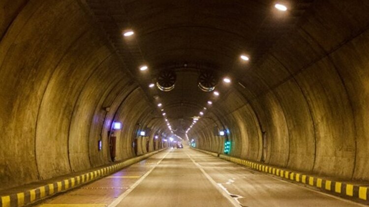 انسداد شبانه مسیر شرق به غرب تونل نیایش و پل صدر