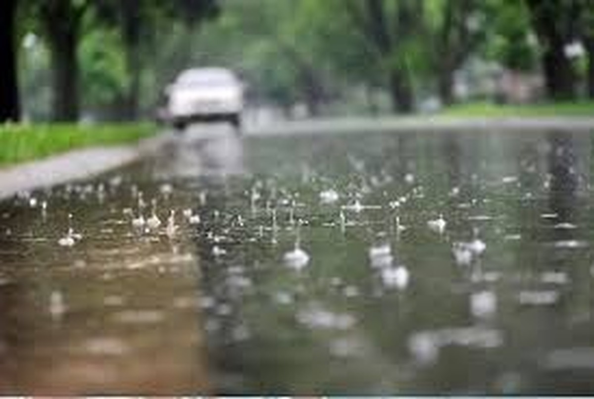 سازمان هواشناسی کشور نسبت به بارش باران و در مناطق سردسیر بارش برف در ۲۴ استان همچنین وزش باد و افزایش ارتفاع امواج در خلیج فارس و دریای خزر هشدار داد.