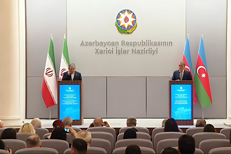 عراقچی: نباید اجازه دهیم هیچ طرف دیگری رابطه تهران و باکو را خراب کند