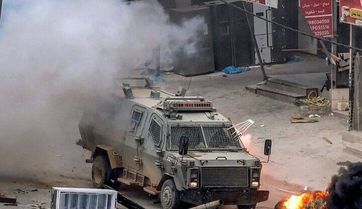 منابع خبری از یورش‌های گسترده نیرو‌های صهیونیستی به مناطق مختلف کرانه باختری و بازداشت بیش از ۱۰۰ فلسطینی خبر دادند.