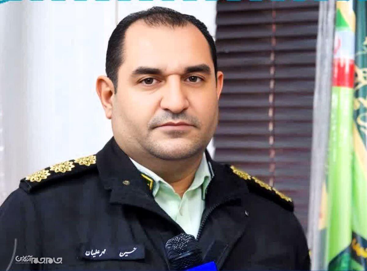 مراسم تکریم و معارفه فرمانده انتظامی شهرستان اسلامشهر با حضور ائمه جماعات، فرماندار، نیروهای نظامی و انتظامی و جمعی از مسئولان شهری در محل فرمانداری برگزار شد.