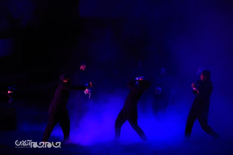 گزارش تصویری | اجرای نوا نمایش هامان همزمان با ایام عزاداری بانوی دو عالم