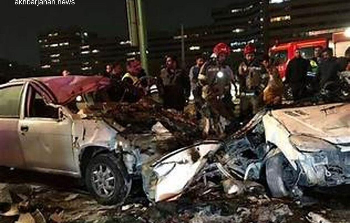 در هفته جاری، هفت حادثه مرگبار در معابر پایتخت جان هفت نفر از شهروندان را گرفت؛ حوادثی که به گفته رئیس اداره تصادفات پلیس راهور تهران بزرگ، عمدتا ناشی از عبور غیر مجاز عابر پیاده از بزرگراه و بی‌توجهی به جلو و اطراف حین رانندگی بوده است.