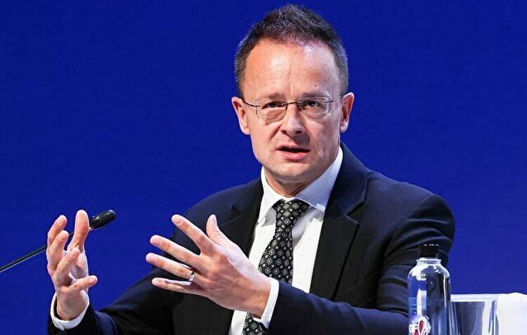 دبیرکل ناتو از پشت به مذاکرات صلح اوکراین خنجر زد