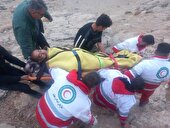 عکس | راننده اتوبوس واژگون شده تهران به یاسوج زنده پیدا شد