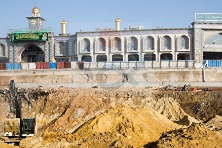 ببینید |  پدیدار شدن خاک صحرای کربلا در نزدیکی حرم امام حسین (ع)