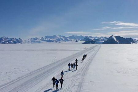 ببینید | ماراتن در قطب!