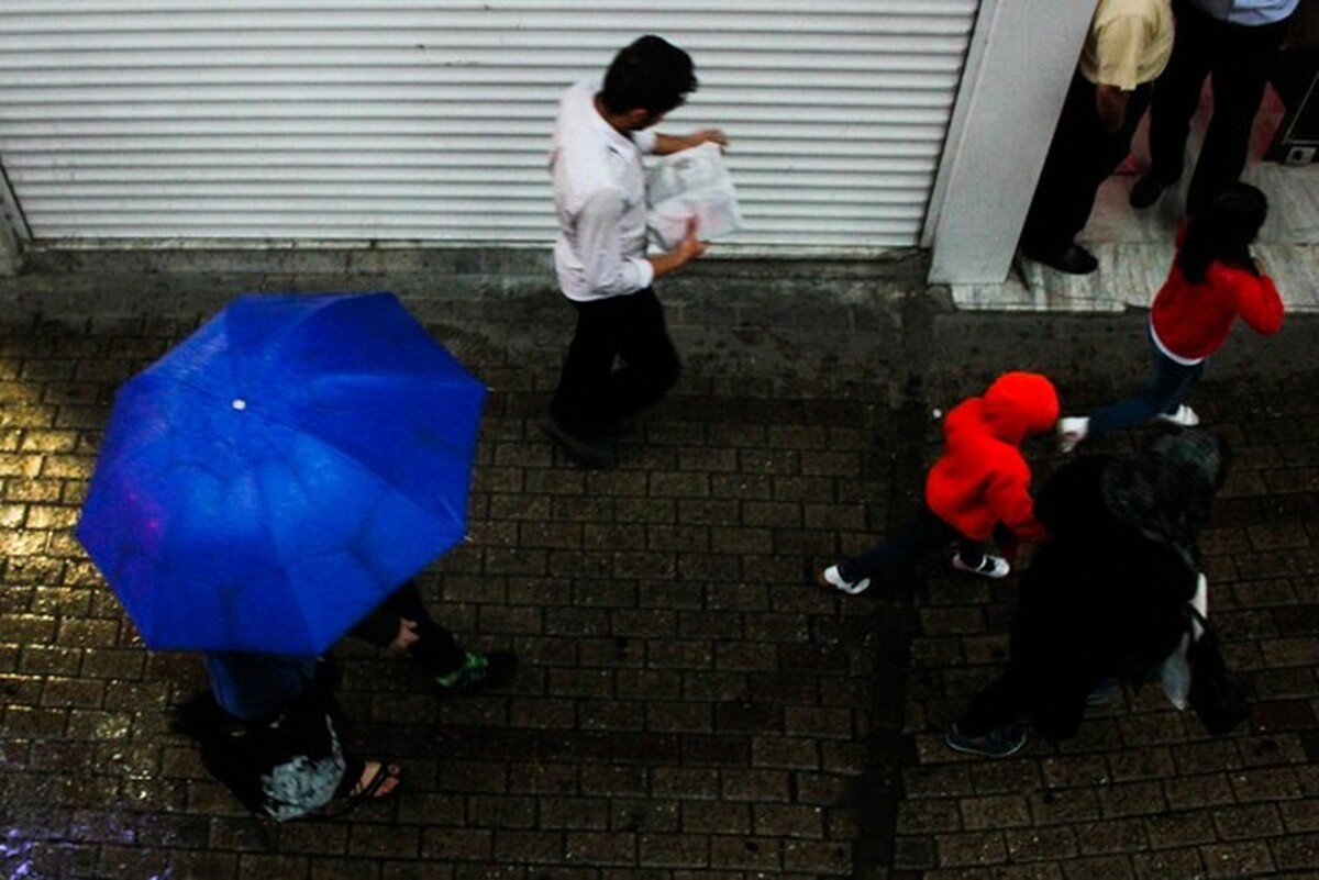 اداره کل هواشناسی استان تهران نسبت به بارش ناپیوسته برف و باران در استان همچنین کاهش نسبی دما هشدارداد.
