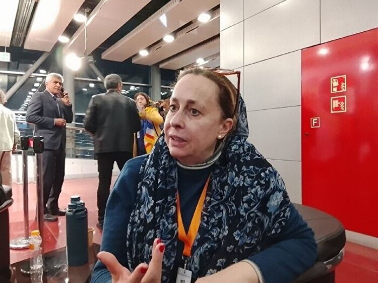 علاقه زیادی به معماری و بنا‌های ایران دارم