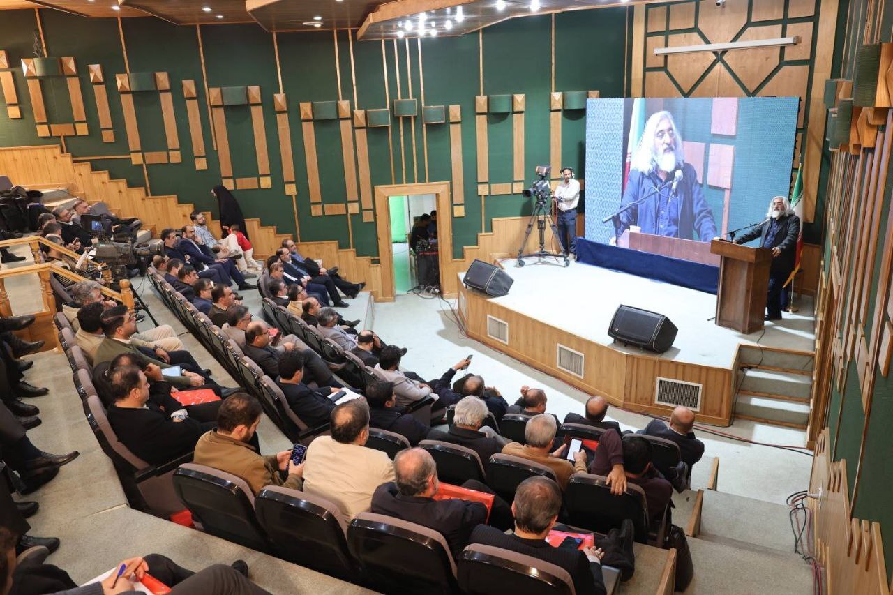 از کار جبهه‌ای تا روایت پیشرفت؛ محور نشست محتوایی مدیران کل با قائم‌مقام فرهنگی سازمان*