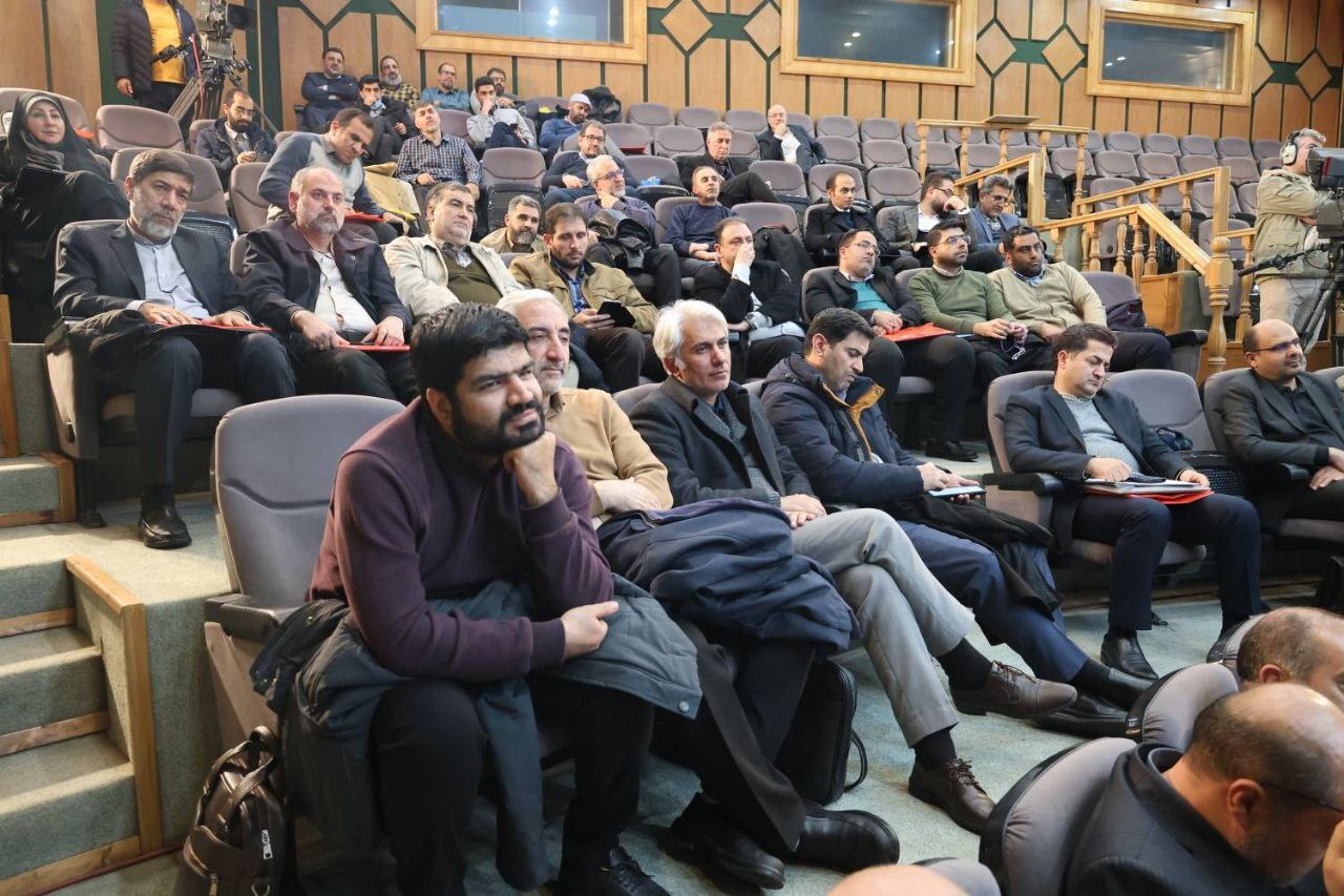 از کار جبهه‌ای تا روایت پیشرفت؛ محور نشست محتوایی مدیران کل با قائم‌مقام فرهنگی سازمان*