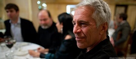 دولت آمریکا انتشار پرونده‌های اپستین را آغاز کرد