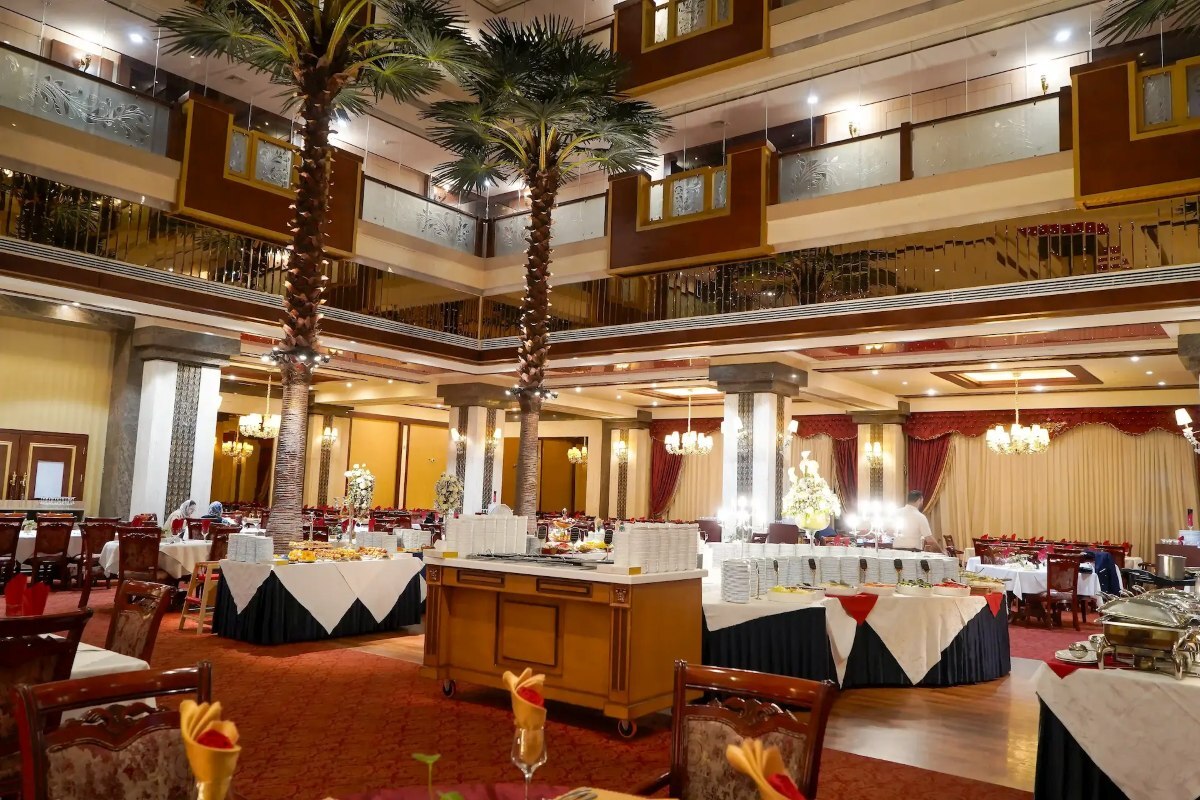 رستوران هتل درویشی مشهد