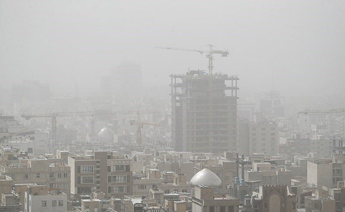 هواشناسی البرز با اعلام هشدار سطح نارنجی پایداری هوابرای استان، وارونگی دمایی در سطوح پایینی و وزش باد‌های جنوب شرقی و آلاینده پتانسیل انباشت آلاینده‌ها تا عصر چهارشنبه پیش بینی کرد.