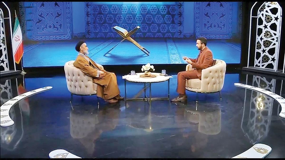 برنامه «قرارگاه» یک مجله تصویری در شبکه قرآن و معارف سیماست که به بررسی فعالیت‌های مختلف فرهنگی، اجتماعی، اقتصادی و سیاسی جبهه انقلاب اسلامی می‌پردازد. این برنامه با رویکرد معرفی ظرفیت‌های متنوع اجتماعات و تشکل‌های مردمی در مساجد، هیات‌ها و همچنین ایجاد هماهنگی و هم‌افزایی بین ظرفیت‌های انقلاب اسلامی و نحوه مواجهه‌ با موضوعات و مسائل مهم و اساسی کشور تولید شده است.