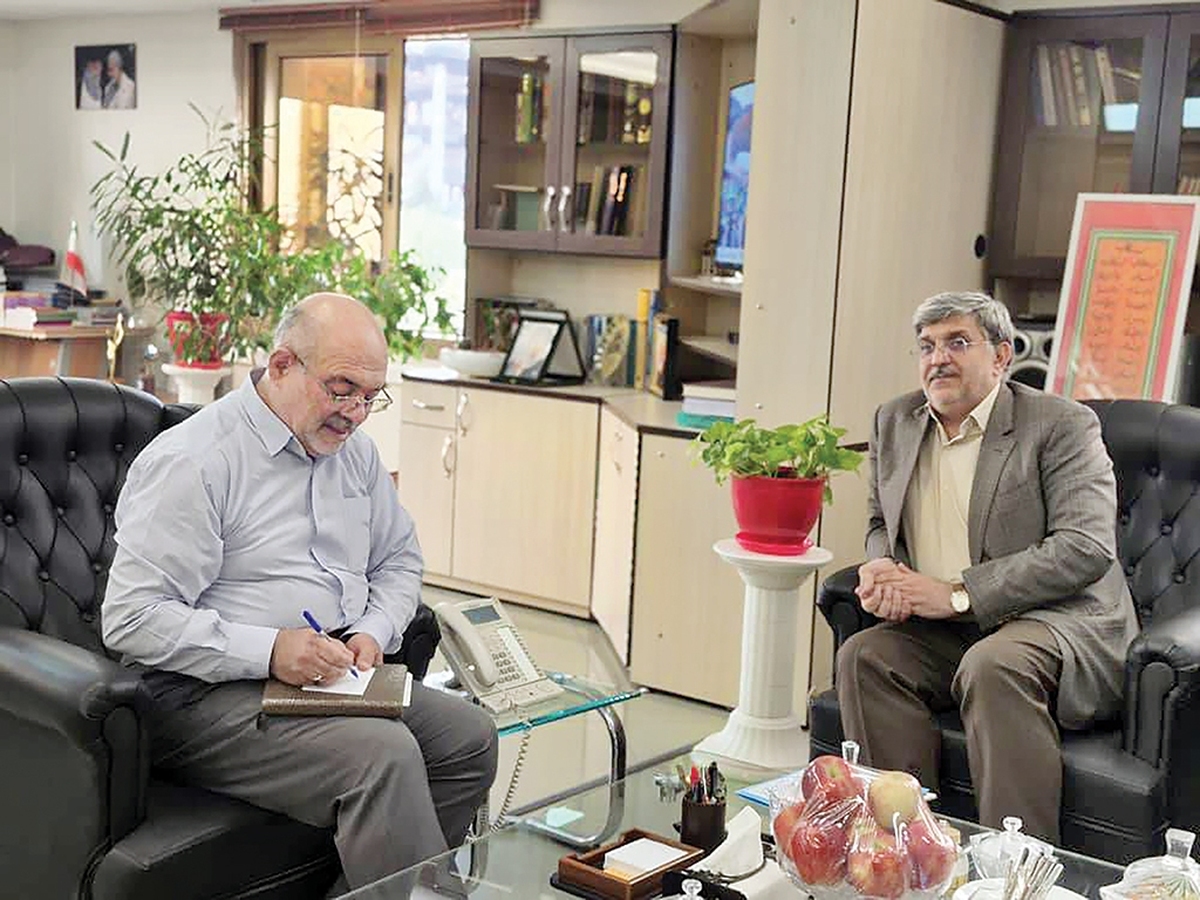 علی بخشی‌زاده از آغاز همکاری گسترده رادیو با بنیاد بین‌المللی فرهنگی_هنری امام رضا(ع) خبر داد و گفت: این همکاری، افق تازه‌ای برای ترویج معارف رضوی در رسانه ‌ملی خواهد گشود.