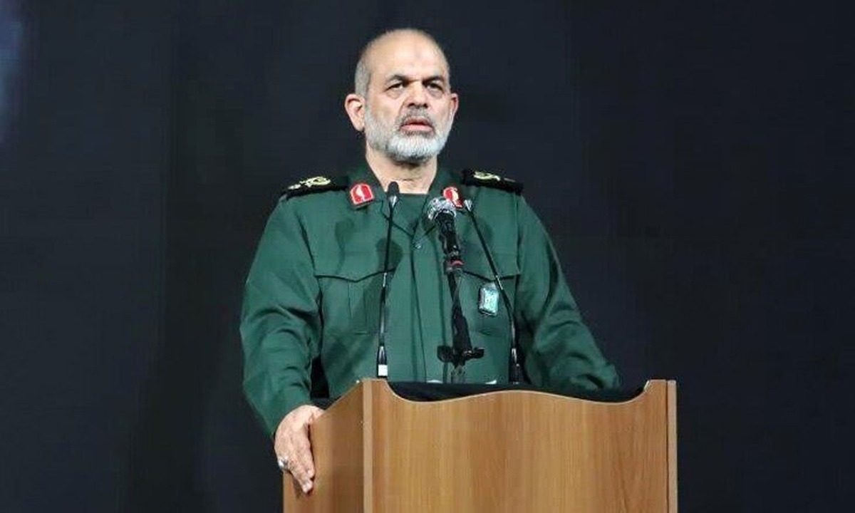 مشاور رئیس ستادکل نیرو‌های مسلح گفت، امروز آماده‌تر از گذشته هستیم و نیرو‌های مسلح با برخورداری از پشتوانه مردمی، قدرتمندانه از ارکان و کیان کشور دفاع می‌کنند.