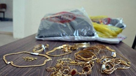 سرقت طلاهای گاوصندوق بعد از قتل پیرزن
