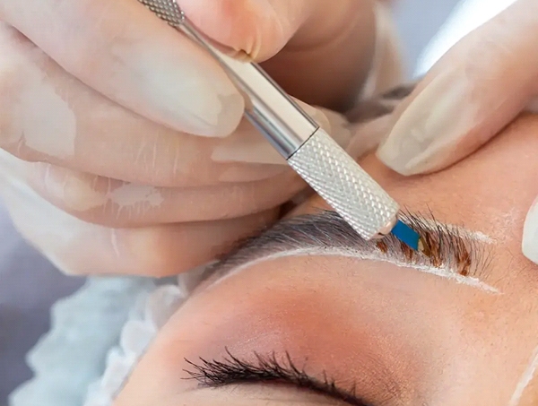 مهم ترین مزیت کاشت ابرو به روش DHI مهم ترین مزیت کاشت ابرو به روش DHI