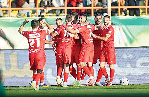 پرسپولیس با برد به دربی رسید