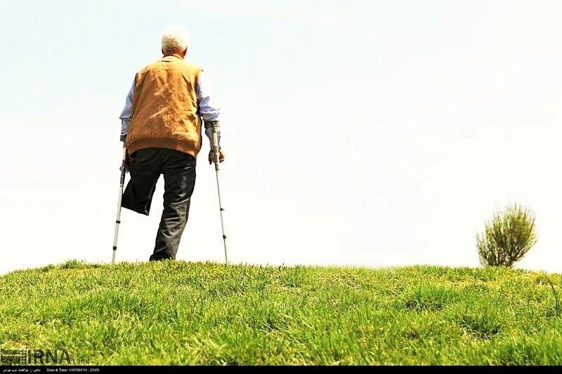 ۶۶ نفر از جانبازان بالای ۷۰ درصد خراسان رضوی دارای عارضه شیمیایی هستند ۶۶ نفر از جانبازان بالای ۷۰ درصد خراسان رضوی دارای عارضه شیمیایی هستند