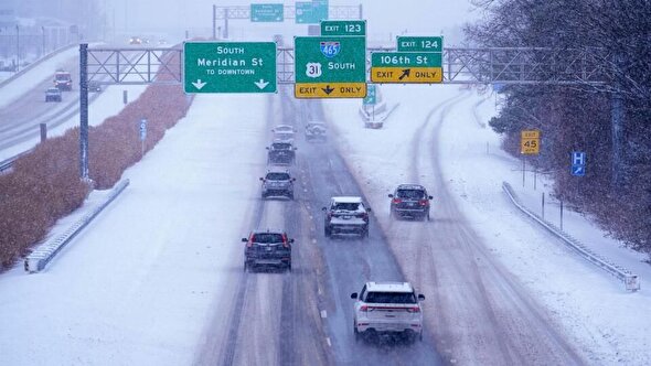 کولاک در آمریکا هزاران پرواز را لغو کرد | رکورد برف‌ در شیکاگو شکست