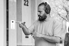 مهران مهدویان: دوربین به دست گرفتیم برای ثبتِ زندگی | عشق از مرگِ ما قوی‌تر است 