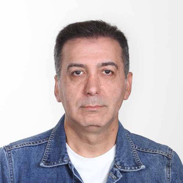 رادیو آوا؛ صدای امید و حماسه رادیو آوا؛ صدای امید و حماسه