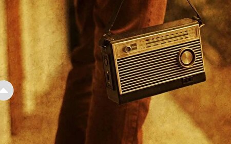 رادیو آوا؛ صدای امید و حماسه