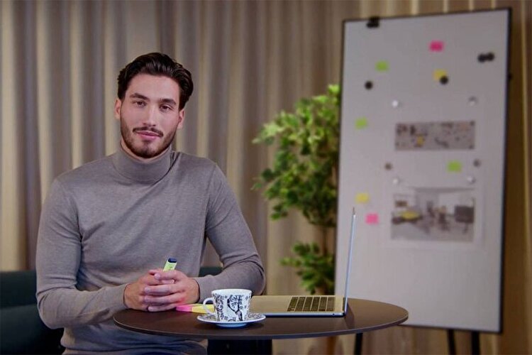 استمرار آموزش دانش‌آموزان به صورت مجازی و آفلاین تا پایان فروردین