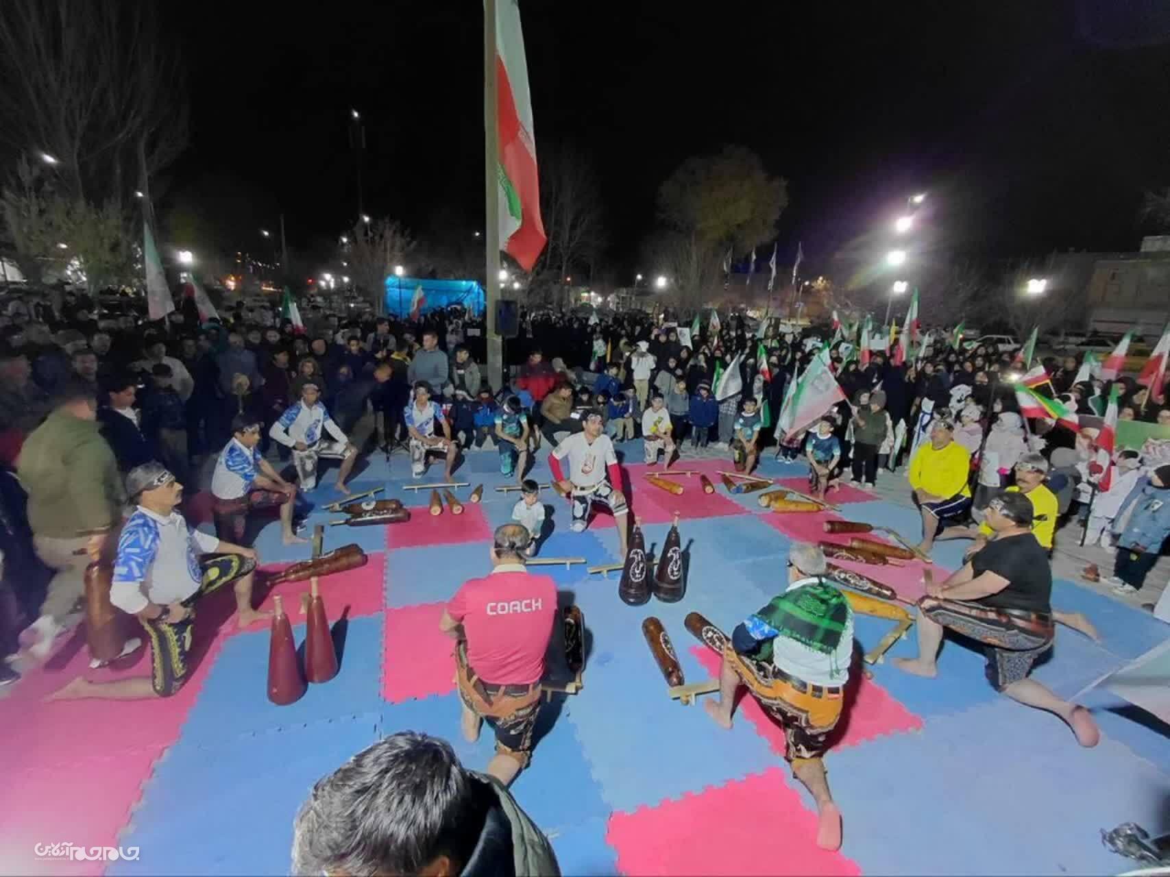 حماسه حضور پرشور ورزشکاران در تجمعات مردمی، این‌بار در شهر نقنه