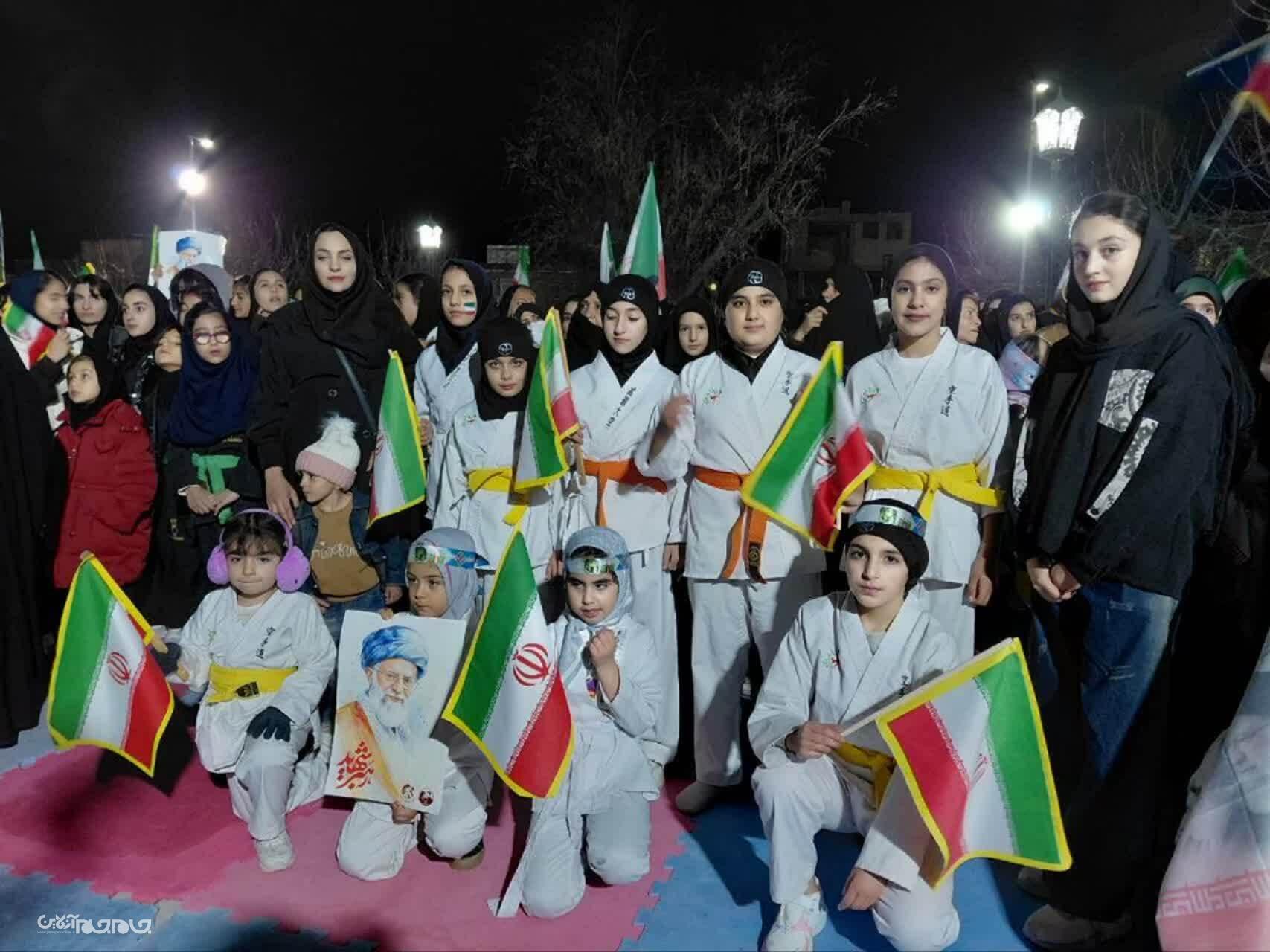 حماسه حضور پرشور ورزشکاران در تجمعات مردمی، این‌بار در شهر نقنه