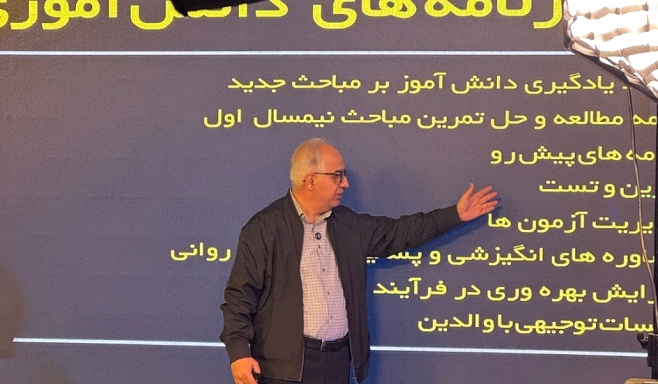 تاکید مشاور ارشد پایتخت کتاب به حمایت از دانش آموزان زیر سایه جنگ