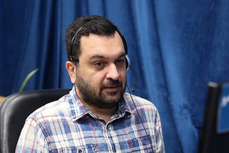 تهیه‌کننده رادیو نمایش: ایران سرای امید من است