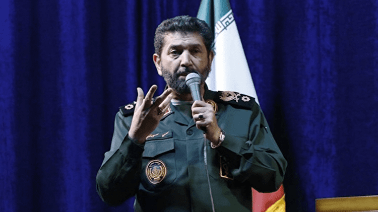 تحقیر دشمن با حضور مردم در میادین