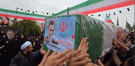 ببینید | پیکر مطهر شهید نائینی در جایگاه ابدی آرام گرفت