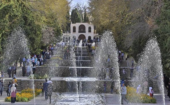  باغ جهانی شاهزاده ماهان، رکورد بازدیدهای نوروزی ایران شد