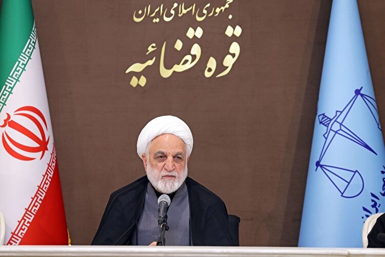 دستگاه قضایی حامی و پشتیبان حقوق حقه معلمان کشور است