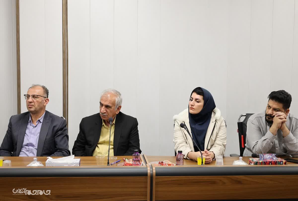 رونمایی از تابلوی هنری «تجلی نور از تاریکی» در شهرکرد