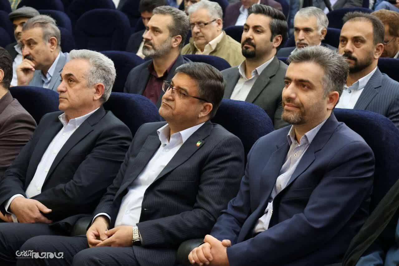 تجلیل از اساتید دانشگاه شهرکرد به مناسبت روز معلم +تصاویر